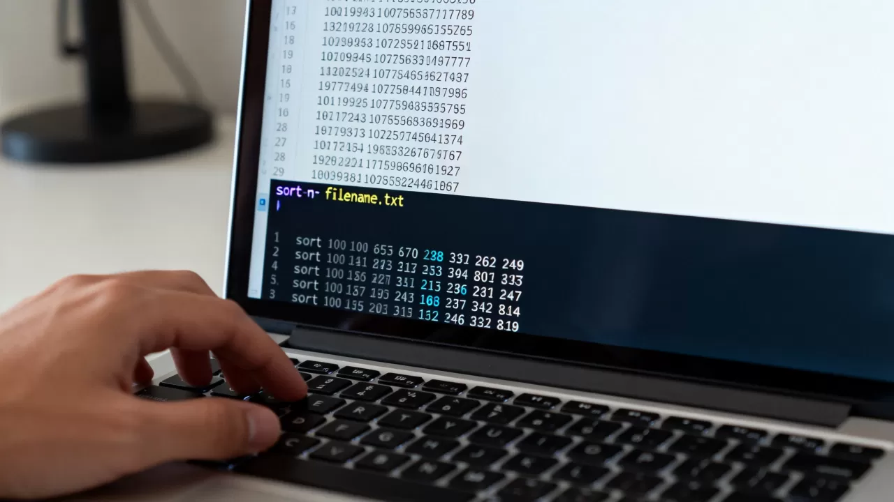 Linux文本排序怎么操作，sort命令如何按数字排序？