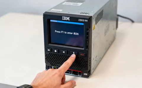 ibm x3650m4怎么进bios，开机按哪个键？